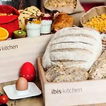 Ibis Otel Châtellerault