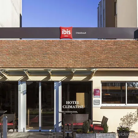 沙泰勒罗宜必思酒店 酒店