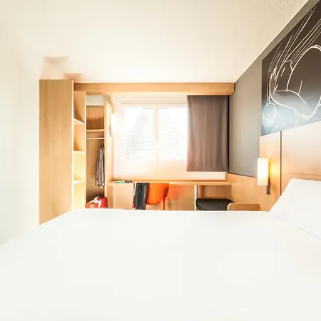 Ibis 호텔 샤틀레로